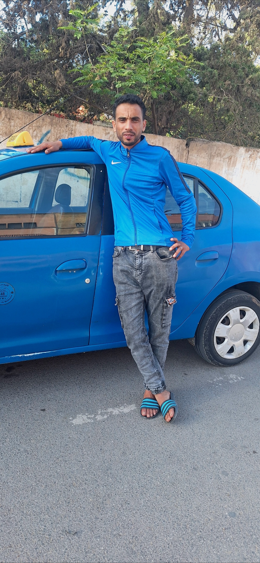 صورة السائق جمال لبيب