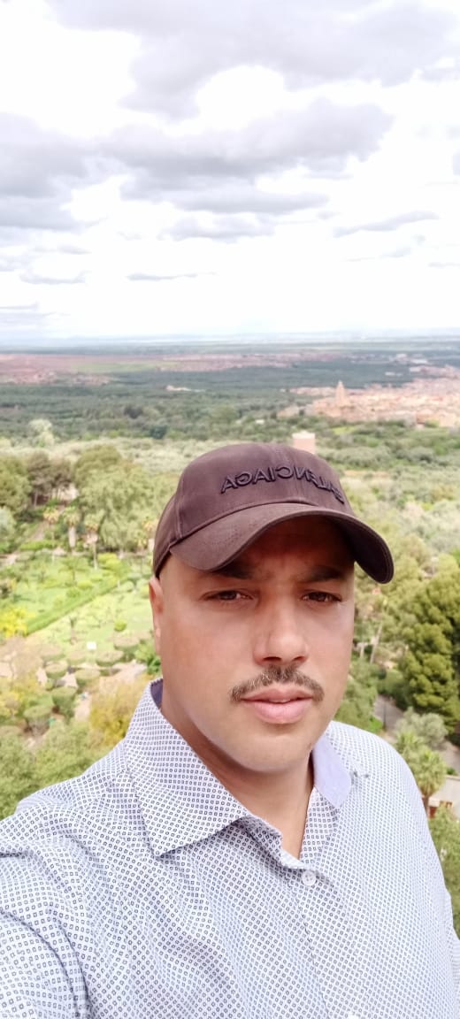 صورة السائق مراد حلمي