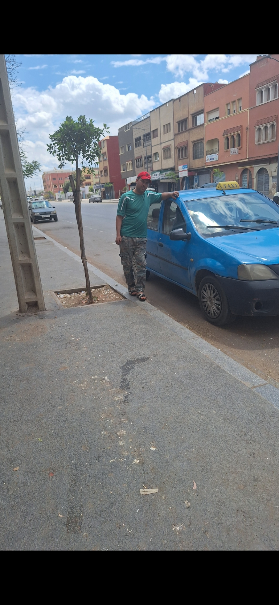 صورة السائق عزيز البرودي